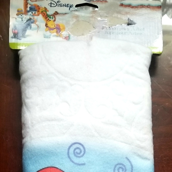 Disney Pooh, Eeyore, Tigger, Piglet Christmas Tree Skirt. New-Limited - Picture 5 of 5